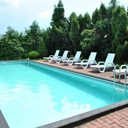 بيت للعطل In Near Lifts & Pool برينا